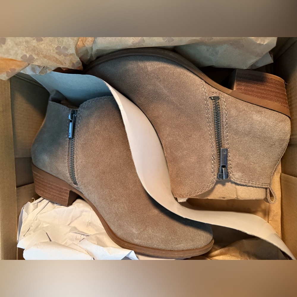 Lucky Brand Mushroom/Natural Ankle Booties